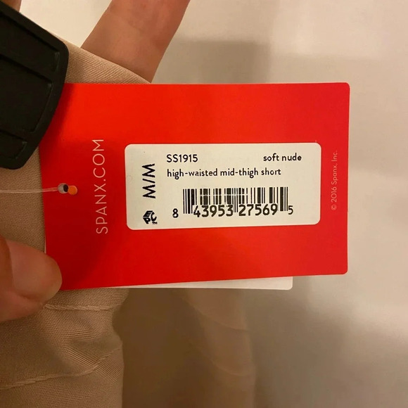 NWT SPANXsculpt OnCore High-Waisted Mid Thigh Short Soft Nude Size Medium - Picture 5 of 5